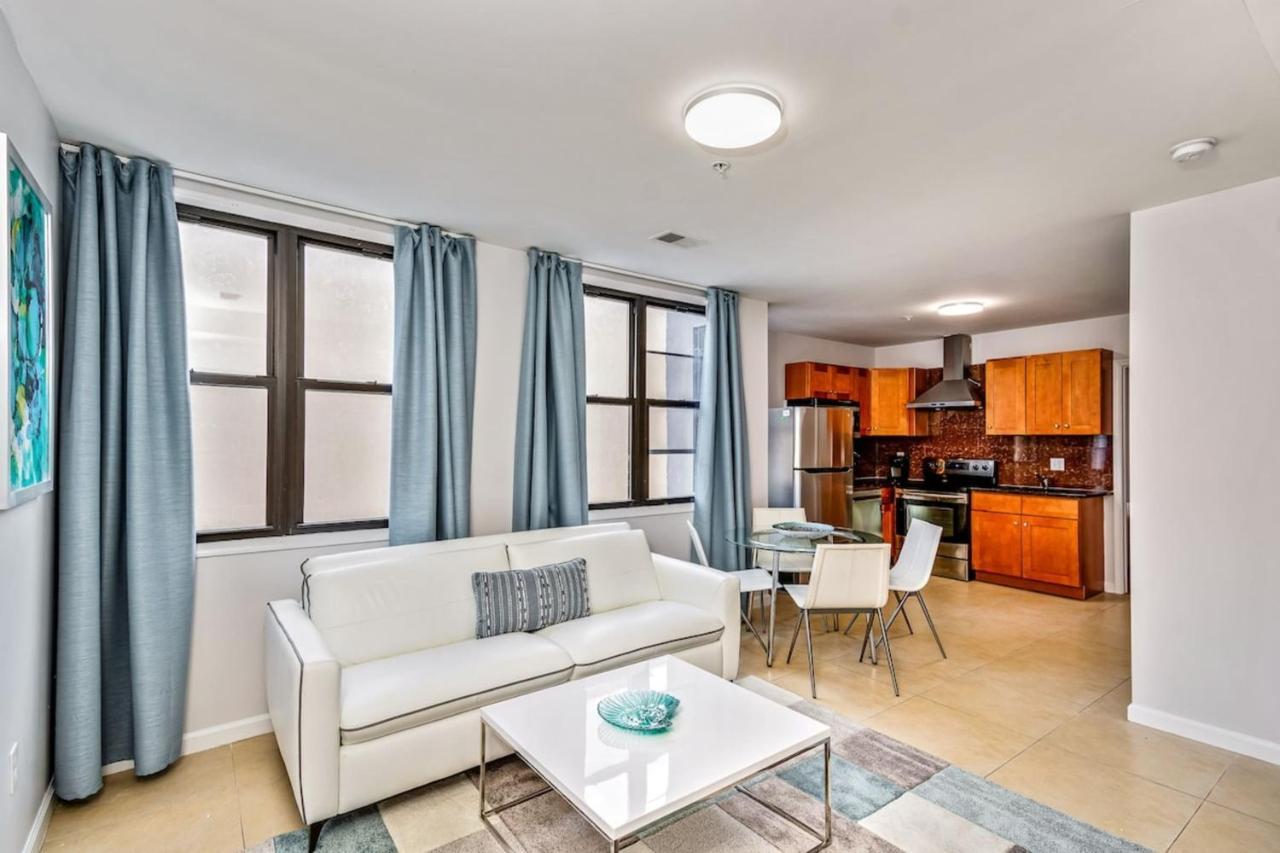 Stylish & Great Location Next To The Convention Center Apartment Philadelphia Exterior foto